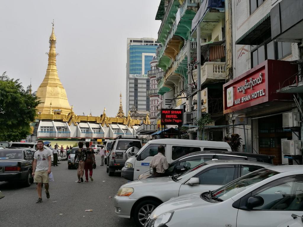 May Shan Hotel Rangum Exterior foto