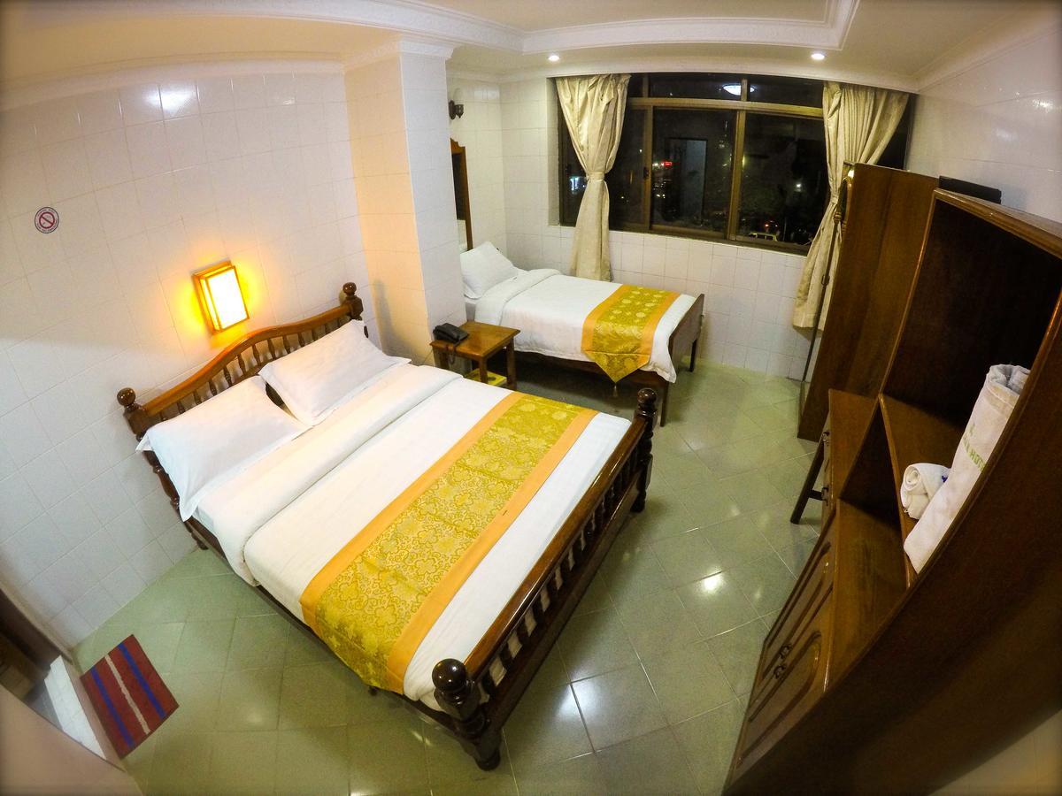 May Shan Hotel Rangum Exterior foto